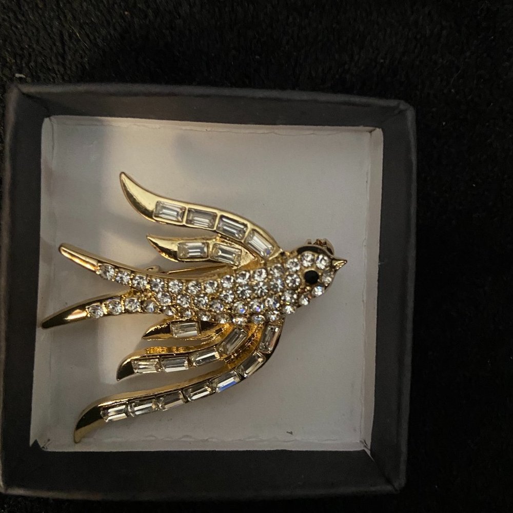 Gold Colored Broach 2/30